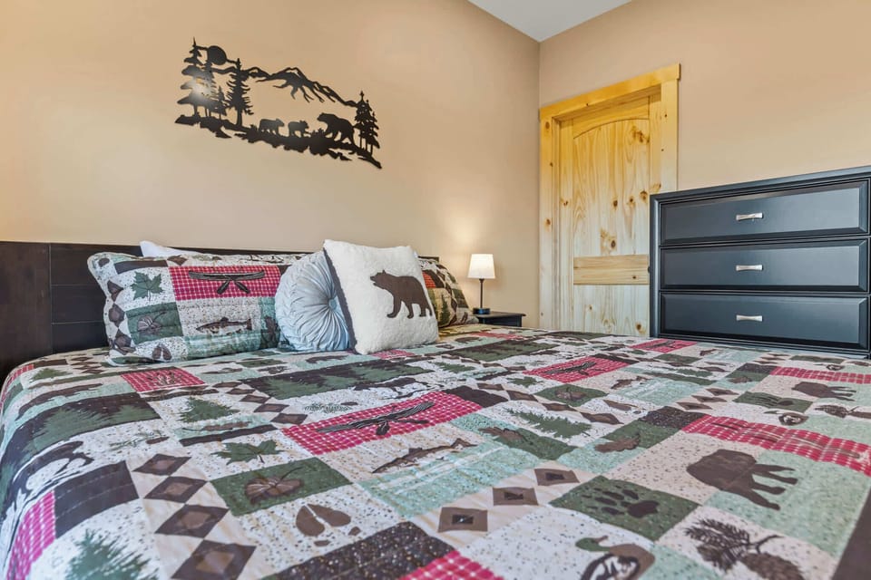 This is where you'll find the best of both worlds: luxury and comfort. Your perfect night's sleep awaits.