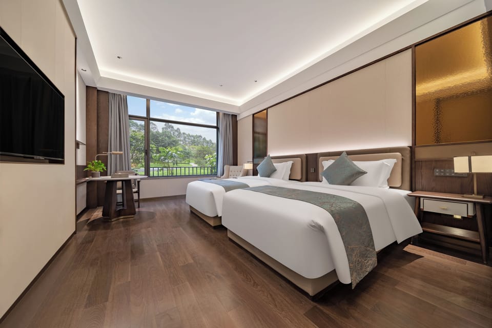 In-room safe, blackout drapes, WiFi (free)