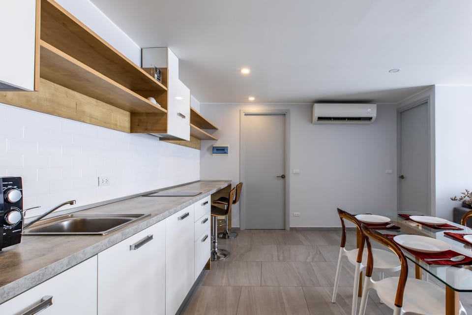 Apartment, Balcony | Private kitchenette | Electric kettle