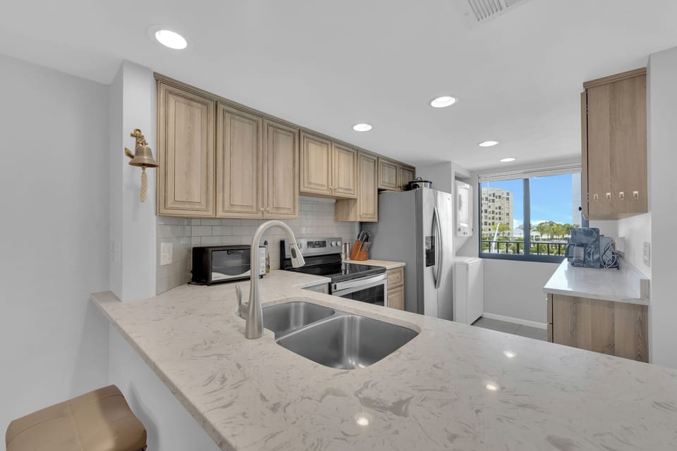 Welcome to your island vacation condo!