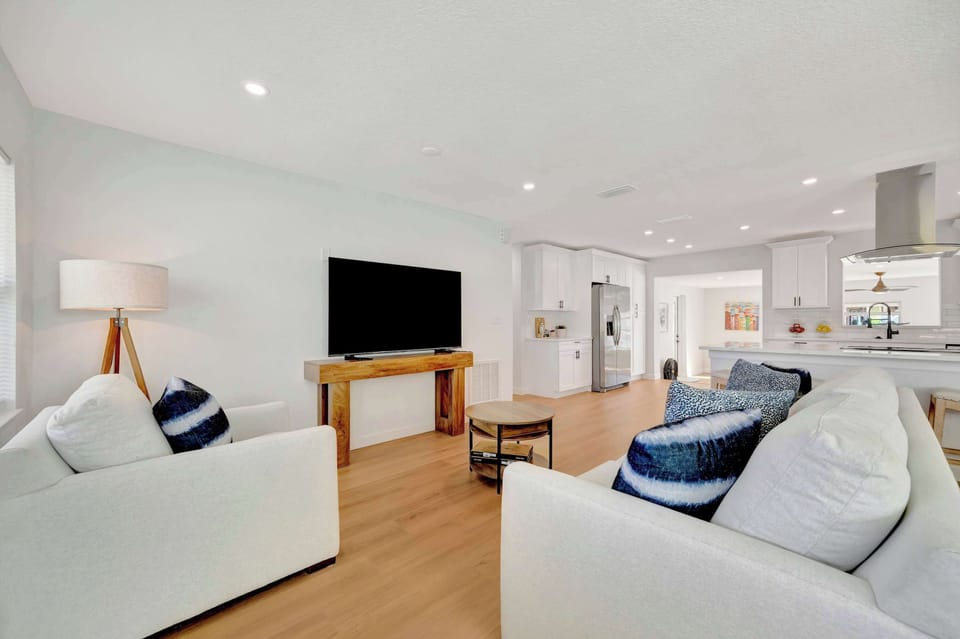 Kick back on comfy couches with the whole crew.