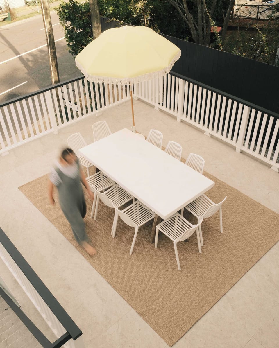 Baroona, Welcoming outdoor lounge