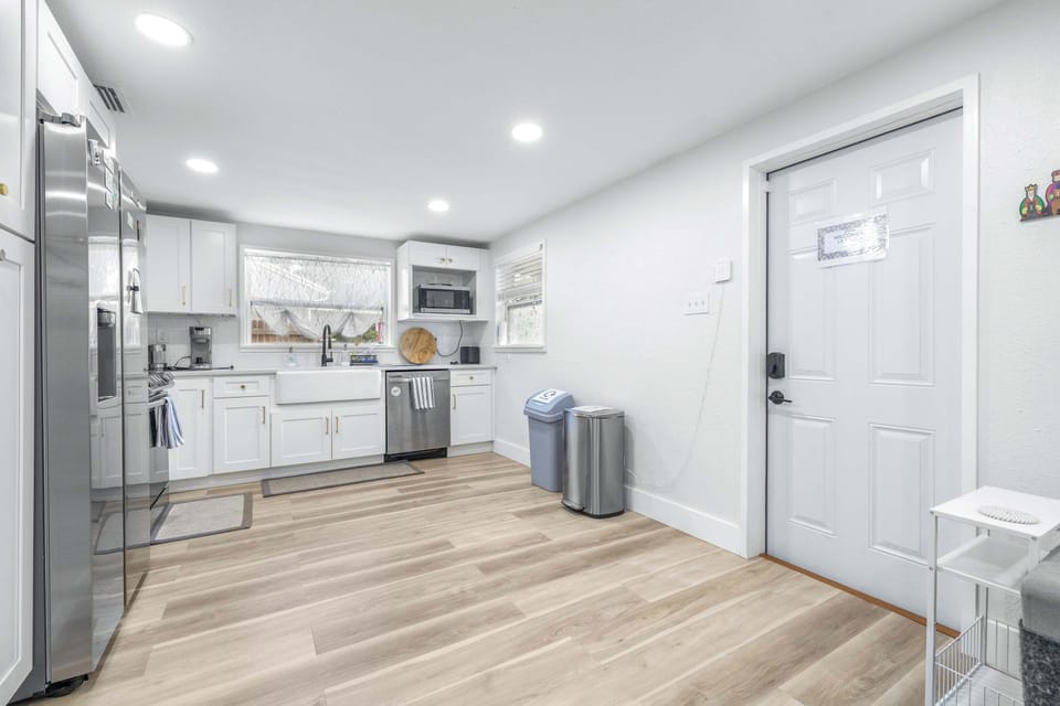 Fully equipped kitchen