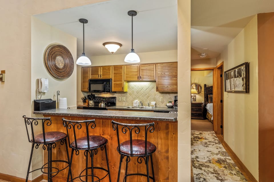 Breakfast Bar