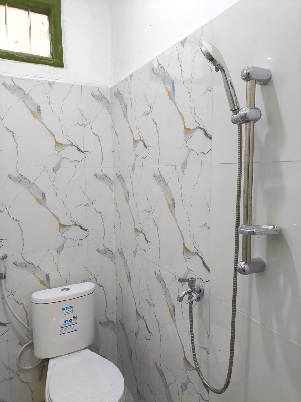 Deluxe Room | Bathroom