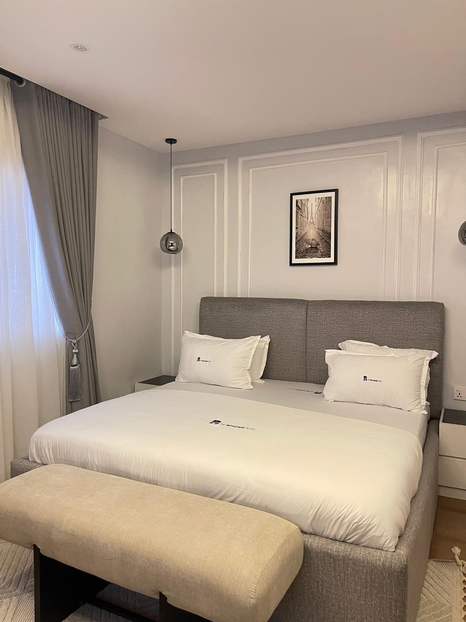 Premium Single Room | Desk, laptop workspace, free WiFi
