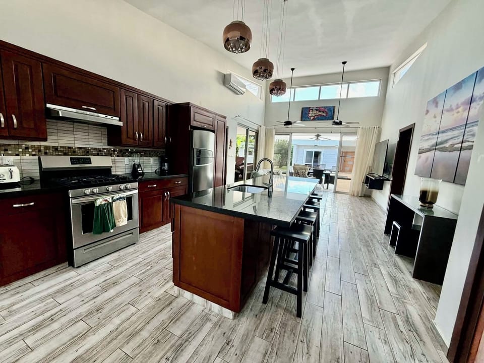 ✨CASA COCO-TESORO✨Premium 3 Bedroom @ Casa Linda