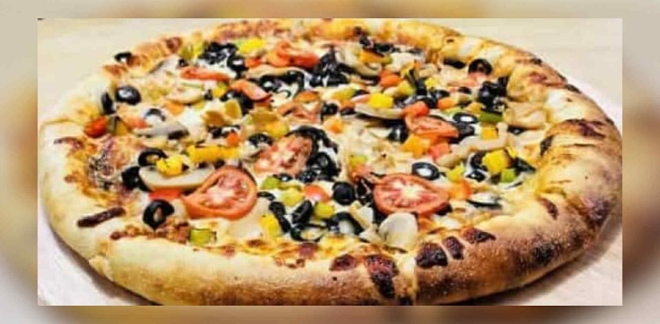 CASA COCO 24/7 Eatery & Bar PAY IT FORWARD Pizza