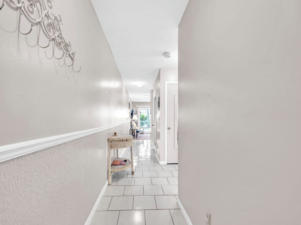 Entry way