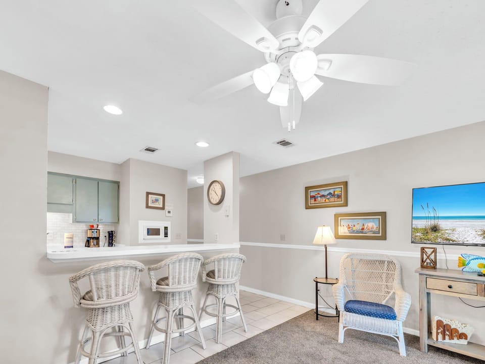 Living room to kitchen view