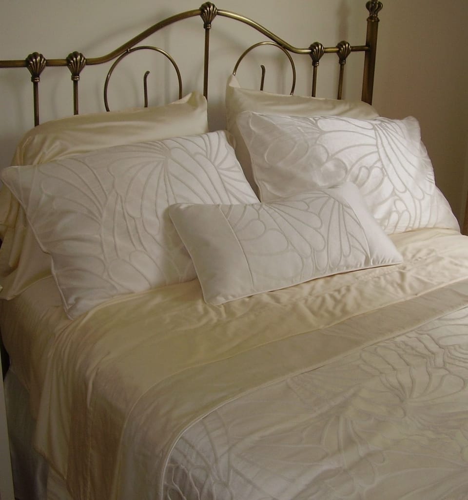 1 bedroom, Egyptian cotton sheets, premium bedding, in-room safe