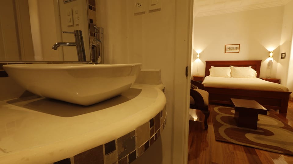 Superior Double Room | Bathroom | Shower, eco-friendly toiletries, hair dryer, towels