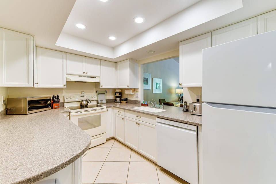 Kitchen | Drip Coffee Maker | Toaster | Blender | Cooking Basics