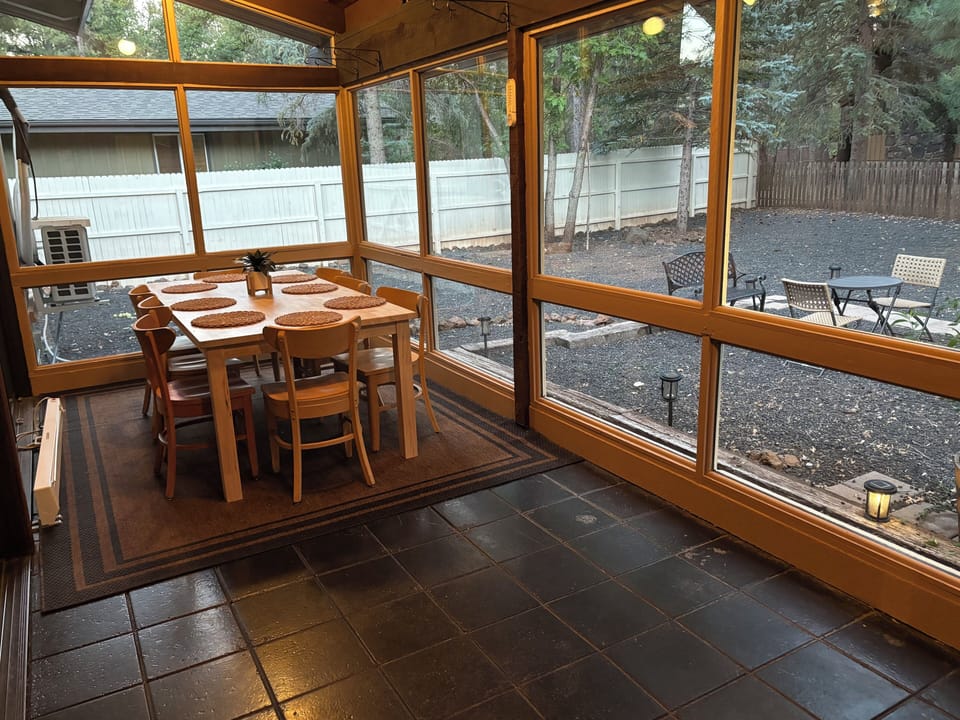 Outdoor dining