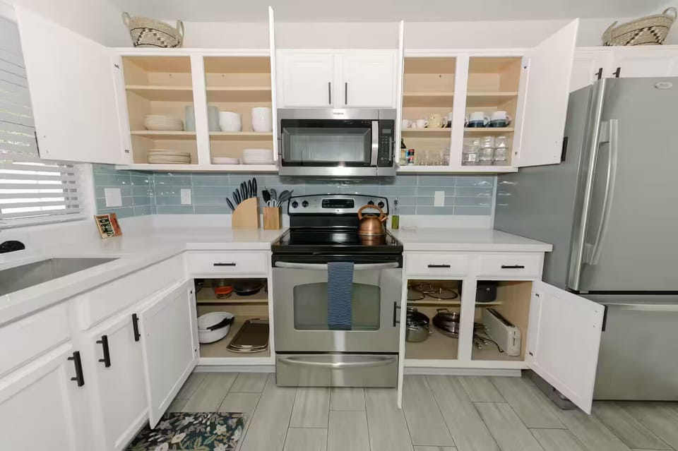 Fully stocked kitchen