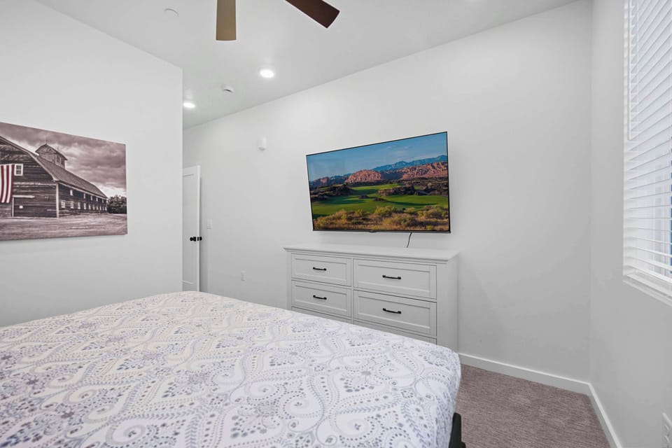 Condo, Multiple Beds, Hot Tub, Mountain View (The Grand Retreat) | 4 bedrooms, individually decorated, individually furnished