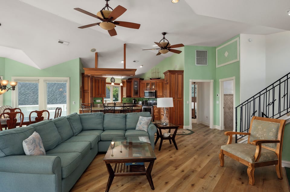 Living Area - Top Level