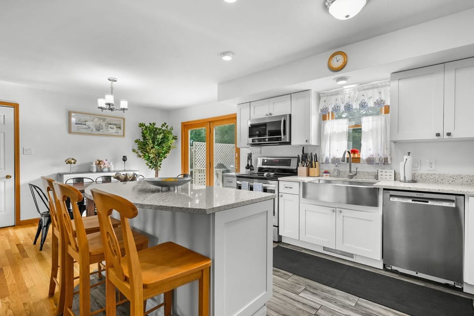 Fully equipped kitchen