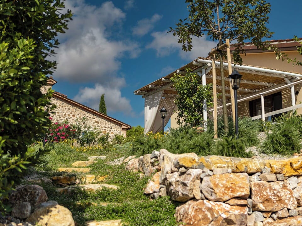 Rock, Shrub, Rural Area, Garden, Cottage, Stone Wall, Landscaping, Backyard, Farmhouse