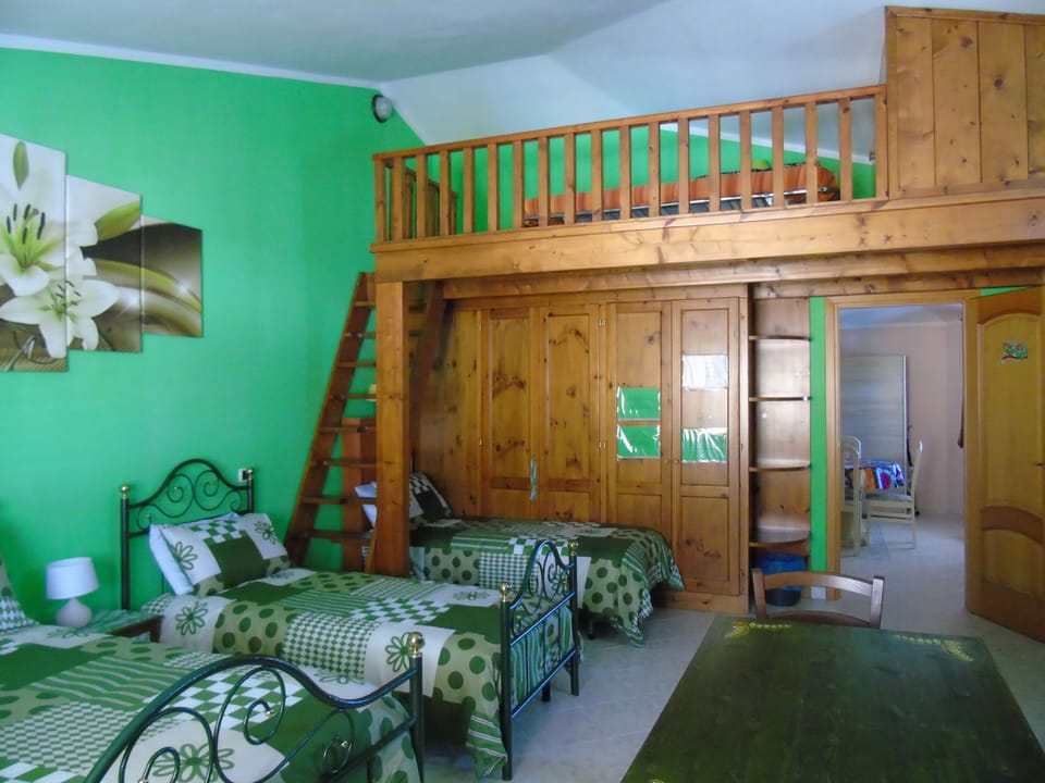Quadruple Room, City View | Free WiFi, bed sheets
