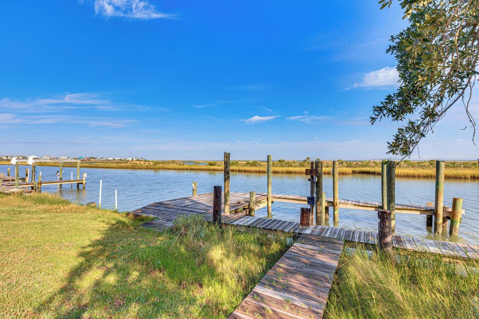 Private Boat Dock | Bay Views