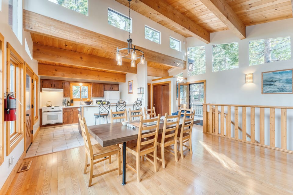 Simple and sophisticated. (Tahoe Timber)