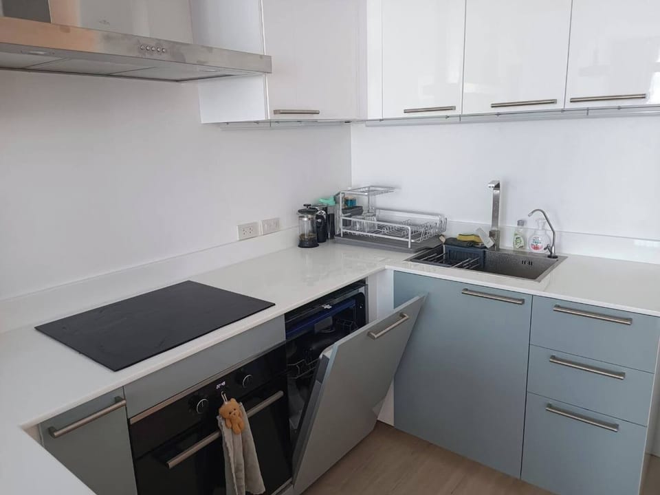 Apartment, 2 Bedrooms, Smoking, Balcony | Interior