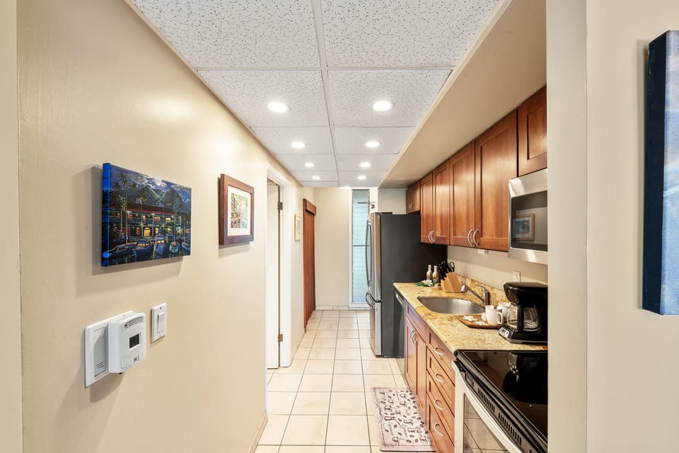 Fully equipped kitchen with modern amenities.