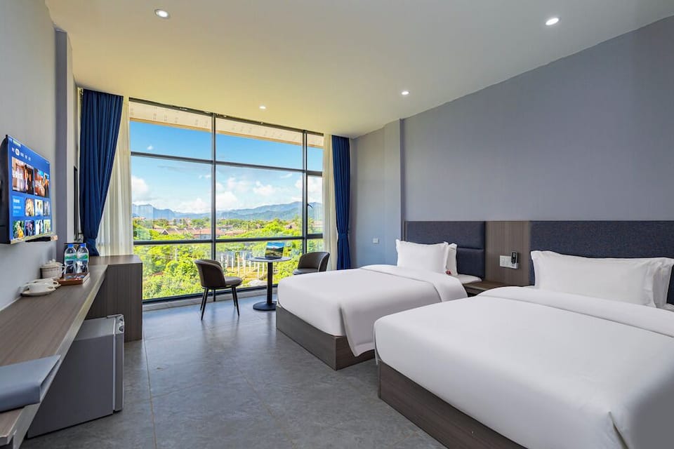 Superior Twin Room | Desk, blackout drapes, free WiFi, wheelchair access