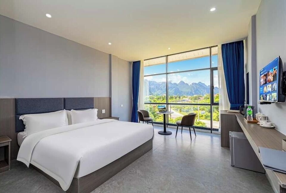 Superior Double Room | Desk, blackout drapes, free WiFi, wheelchair access