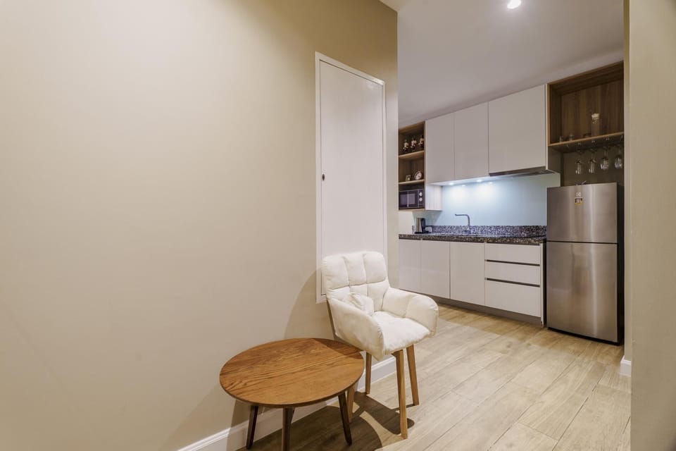 Deluxe Apartment (2 Bedrooms) | Floor plan