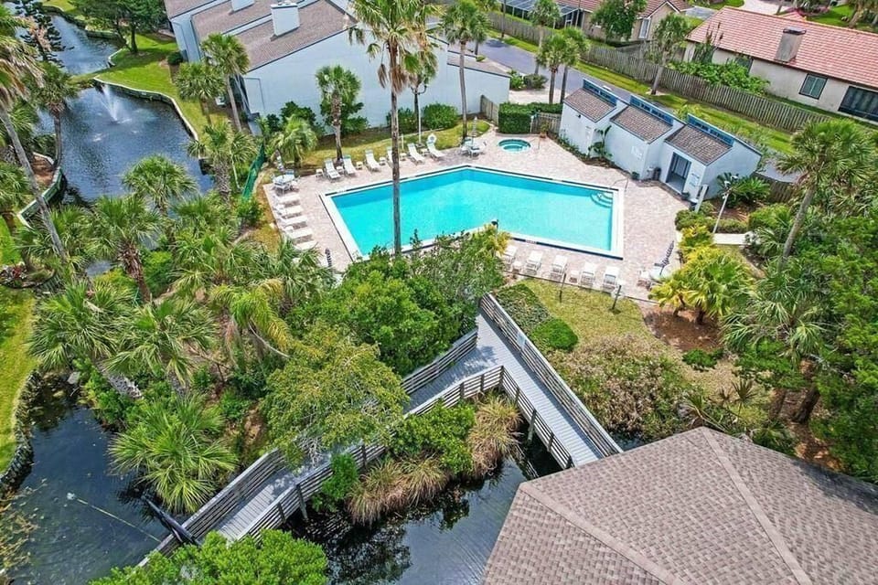 Sea Winds Pool