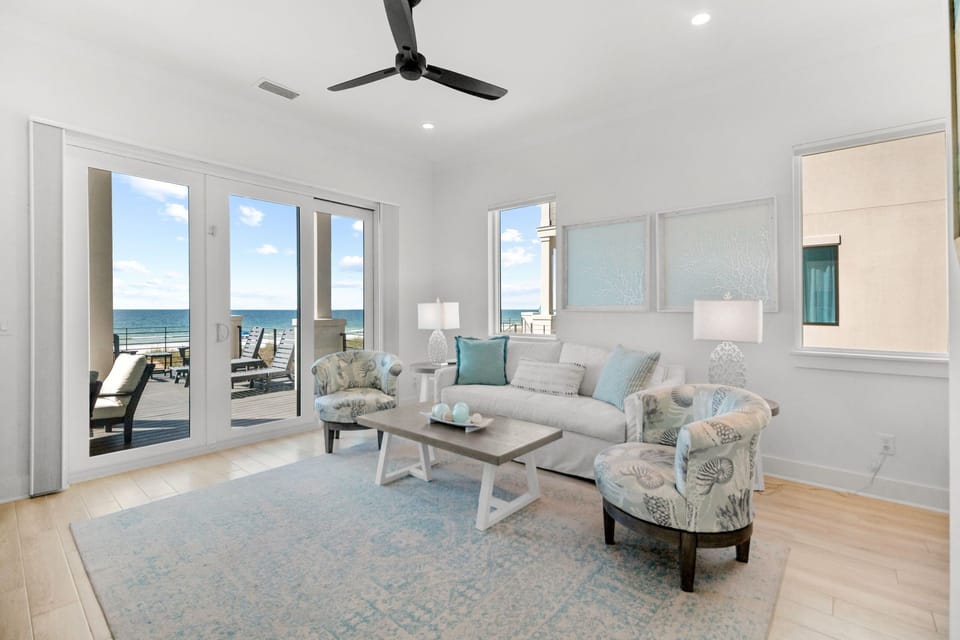 Vivianna #5 - Second  Floor  - Bonus Living Room