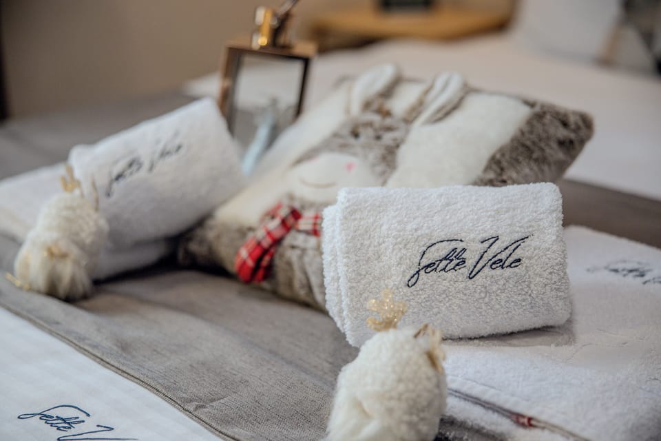 Deluxe Double Room | Desk, laptop workspace, soundproofing, free WiFi