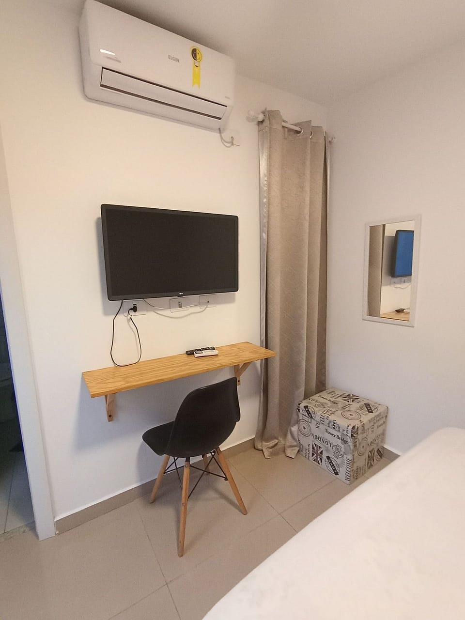 Suite | Interior