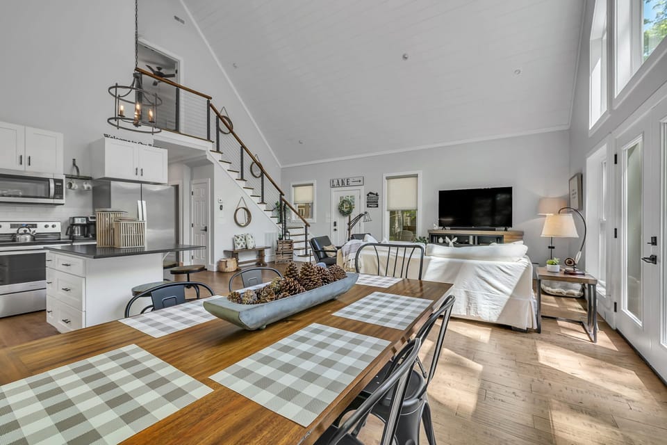 An open layout keeps everyone connected, whether cooking, dining, or relaxing.