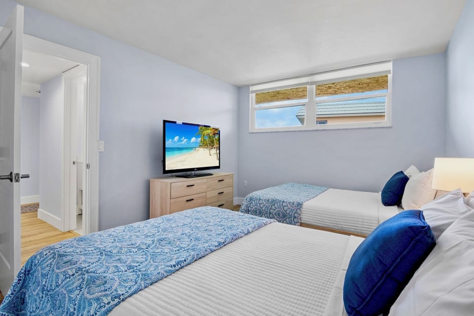Second Bedroom - Two Full Beds