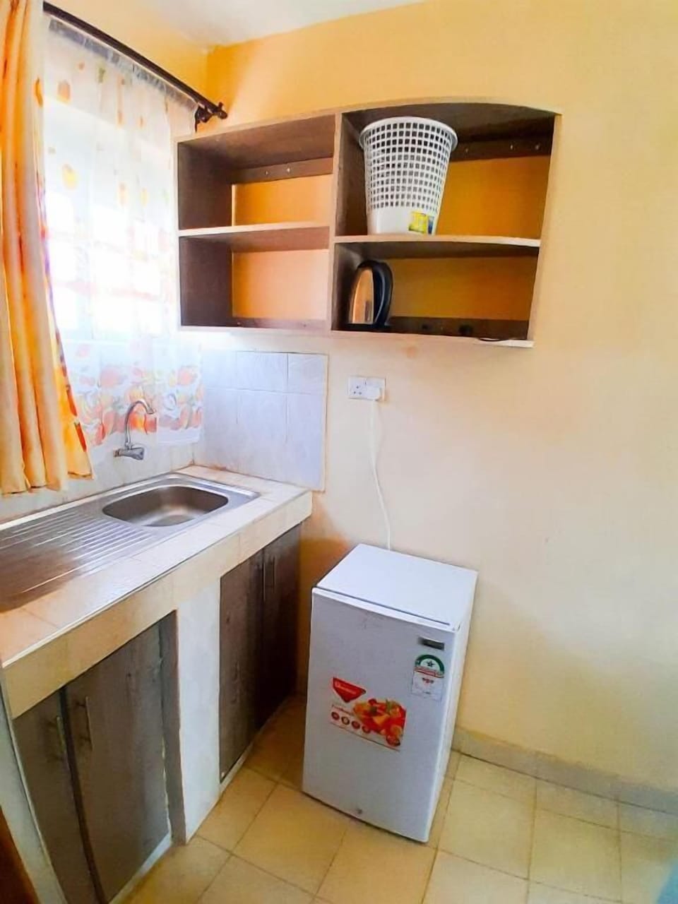 Classic Studio | Private kitchen | Fridge, microwave, electric kettle, cookware/dishes/utensils