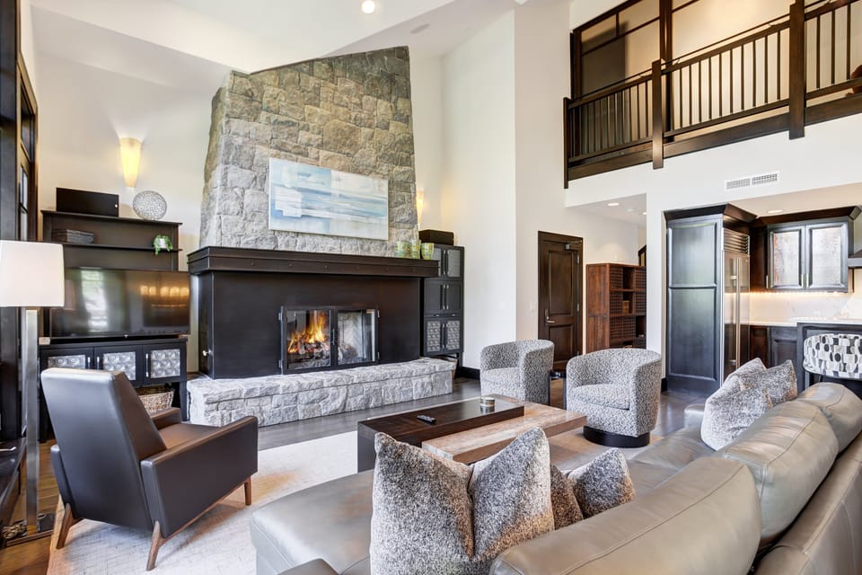 Furniture, Indoors, Living Room, Home Decor, Couch