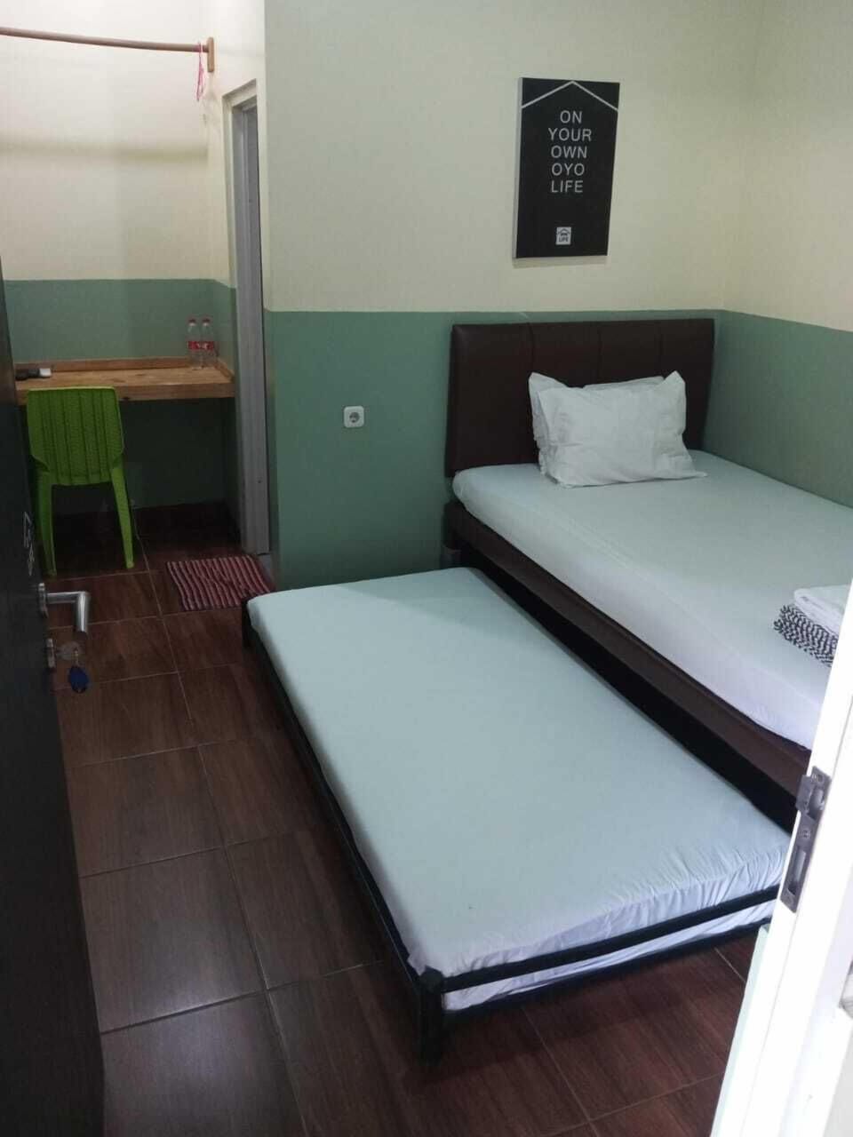 Comfort Room, Courtyard View | Desk, laptop workspace, soundproofing, free WiFi