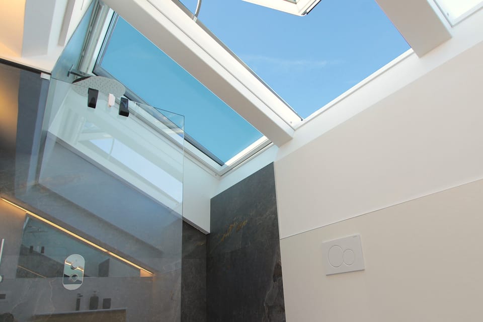 House, Patio, Mountain View | Bathroom | Shower, hair dryer, bidet, towels