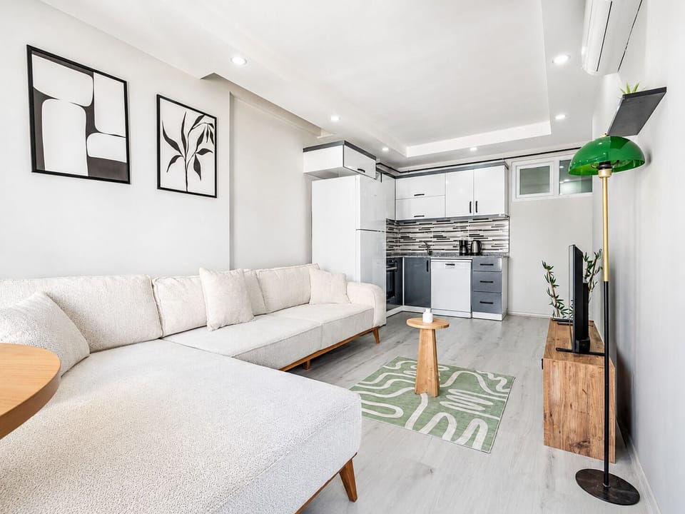 Family Condo, 2 Bedrooms, Non Smoking, Balcony | Blackout drapes, soundproofing, iron/ironing board, free WiFi