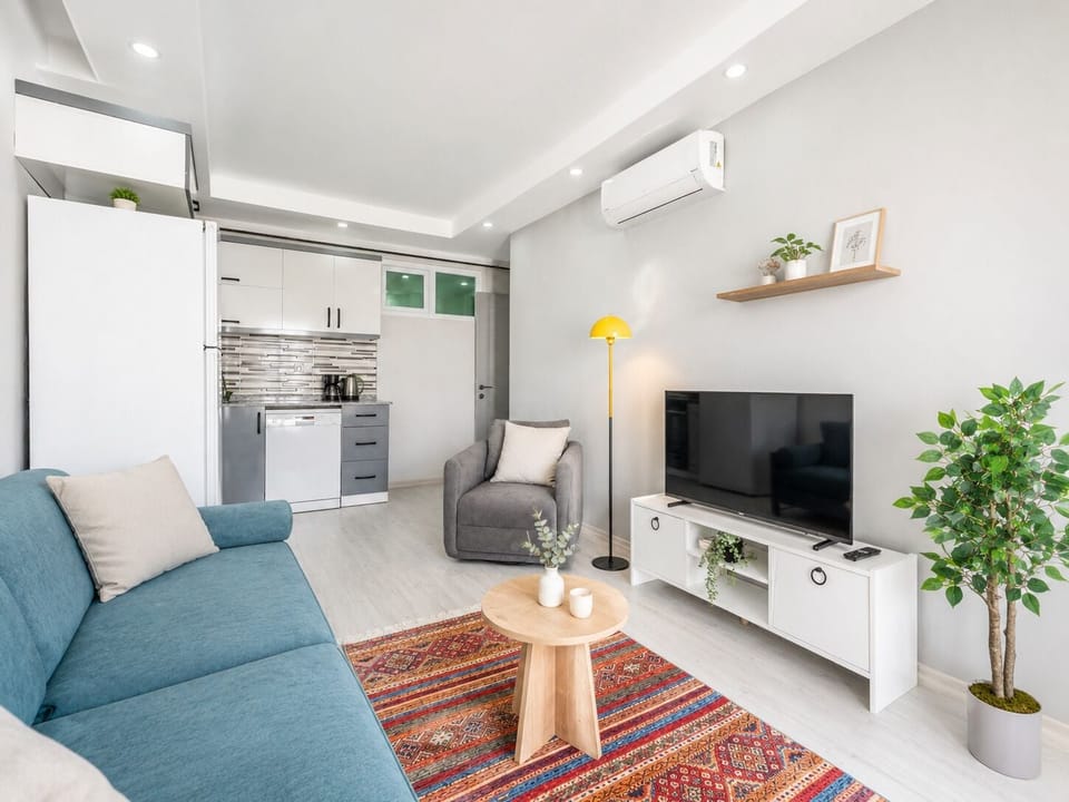 Family Condo, 2 Bedrooms, Non Smoking, Balcony | Blackout drapes, soundproofing, iron/ironing board, free WiFi
