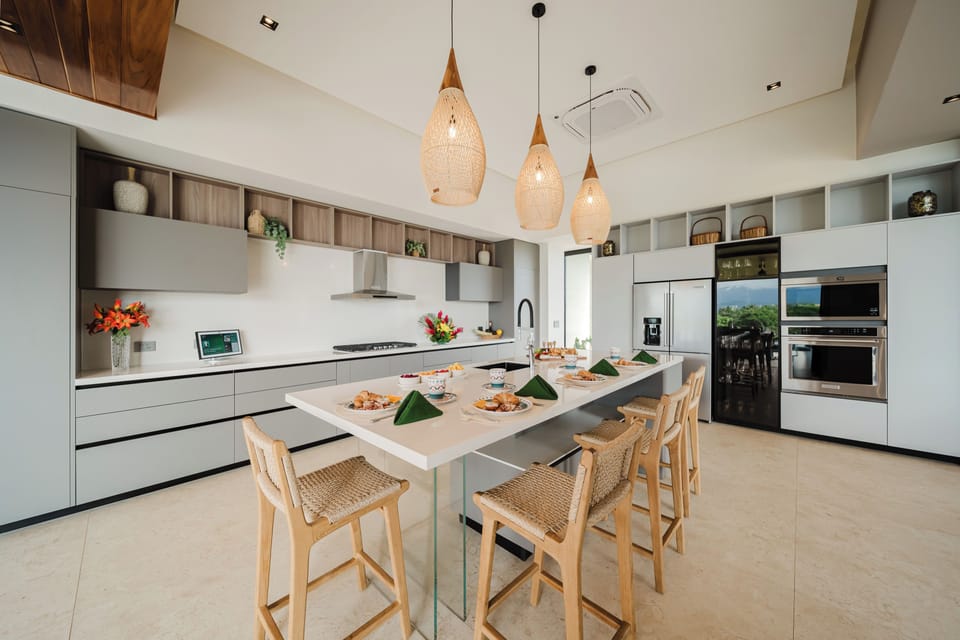 Kitchen ready for breakfasts, snacks, and family cooking