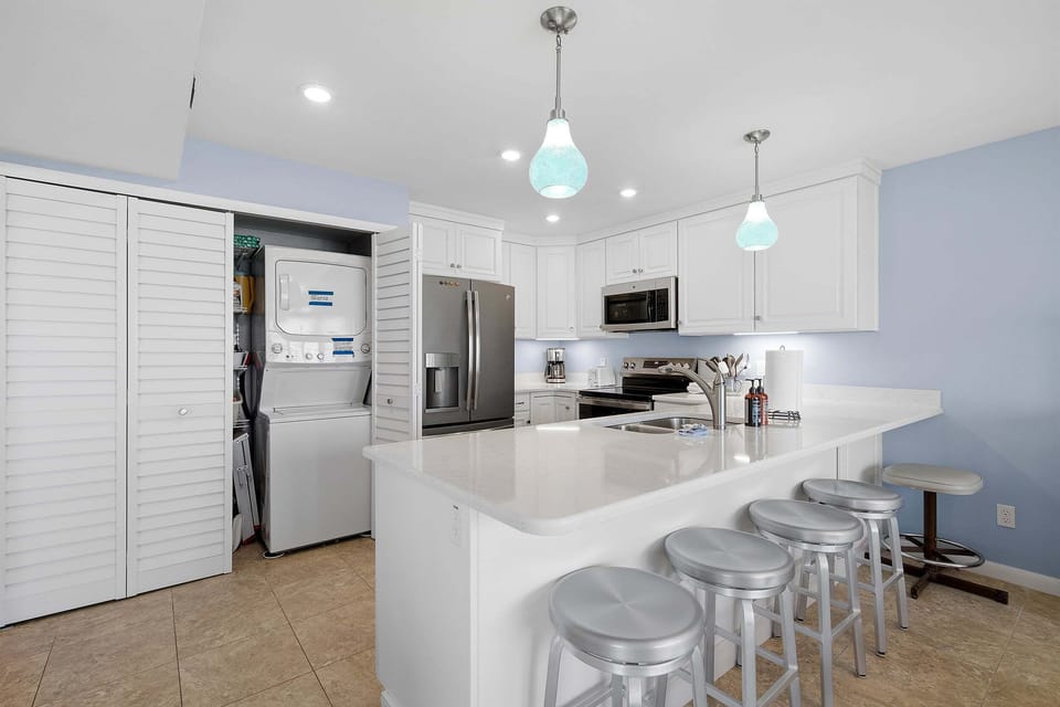 Condo, Multiple Beds, Patio, Ocean View (Errol By The Sea 126) | Private kitchen