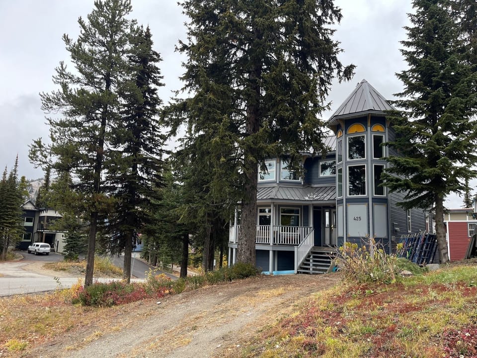 Driveway to House 