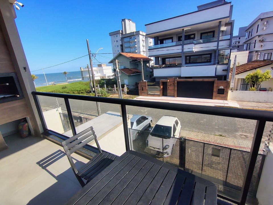 Basic Apartment | Terrace/patio