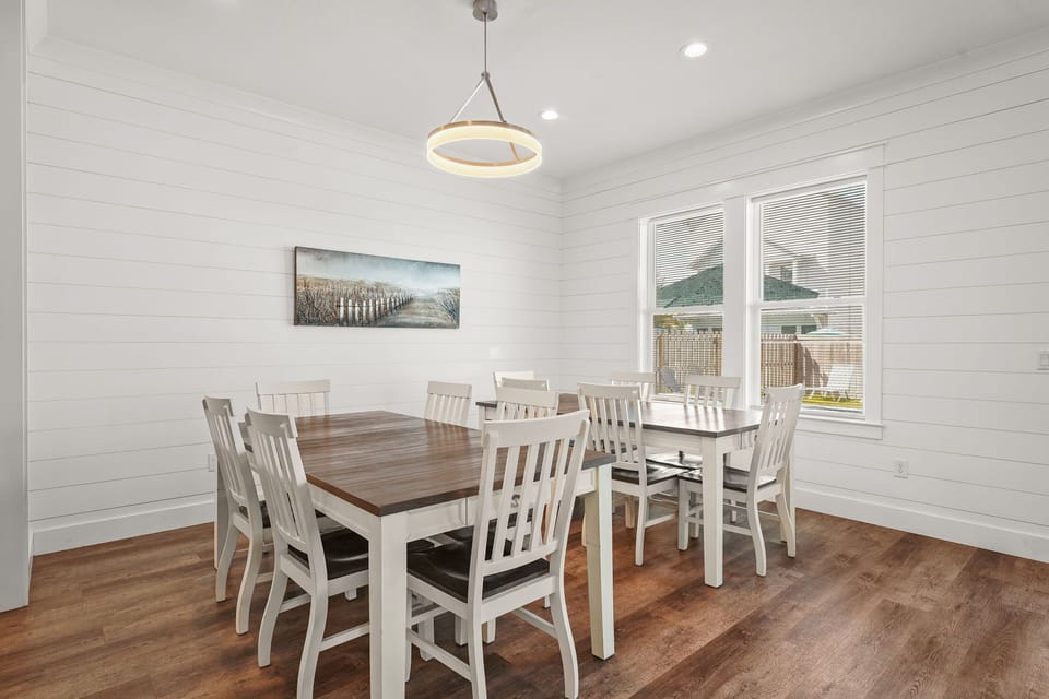 Dining Area On 1st Floor