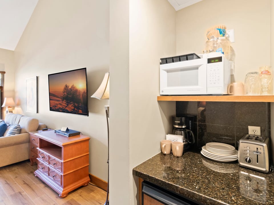 Kitchenette