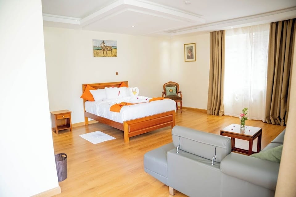 Executive Single Room | Free WiFi, bed sheets